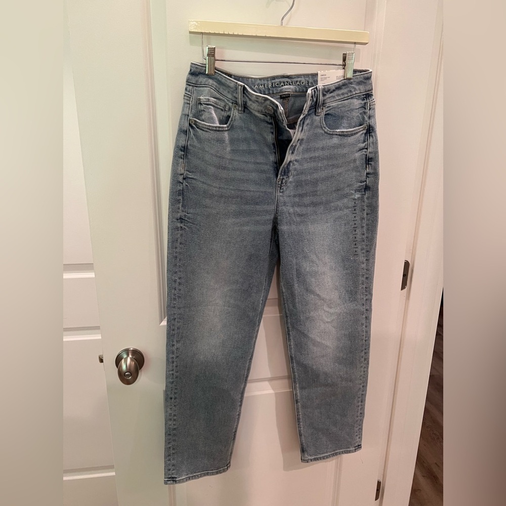 American Eagle Mom Jeans